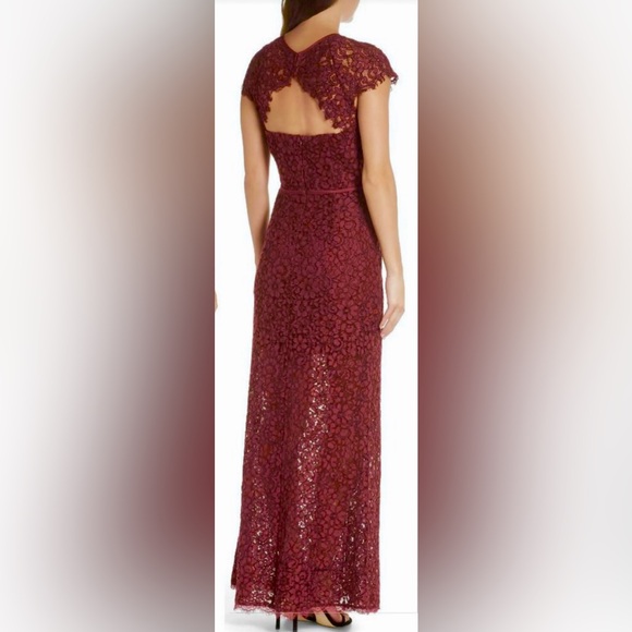 Harlyn Cap Sleeve Front Keyhole & Open Back Embroidered Lace Gown in Pomegranate - Picture 9 of 13